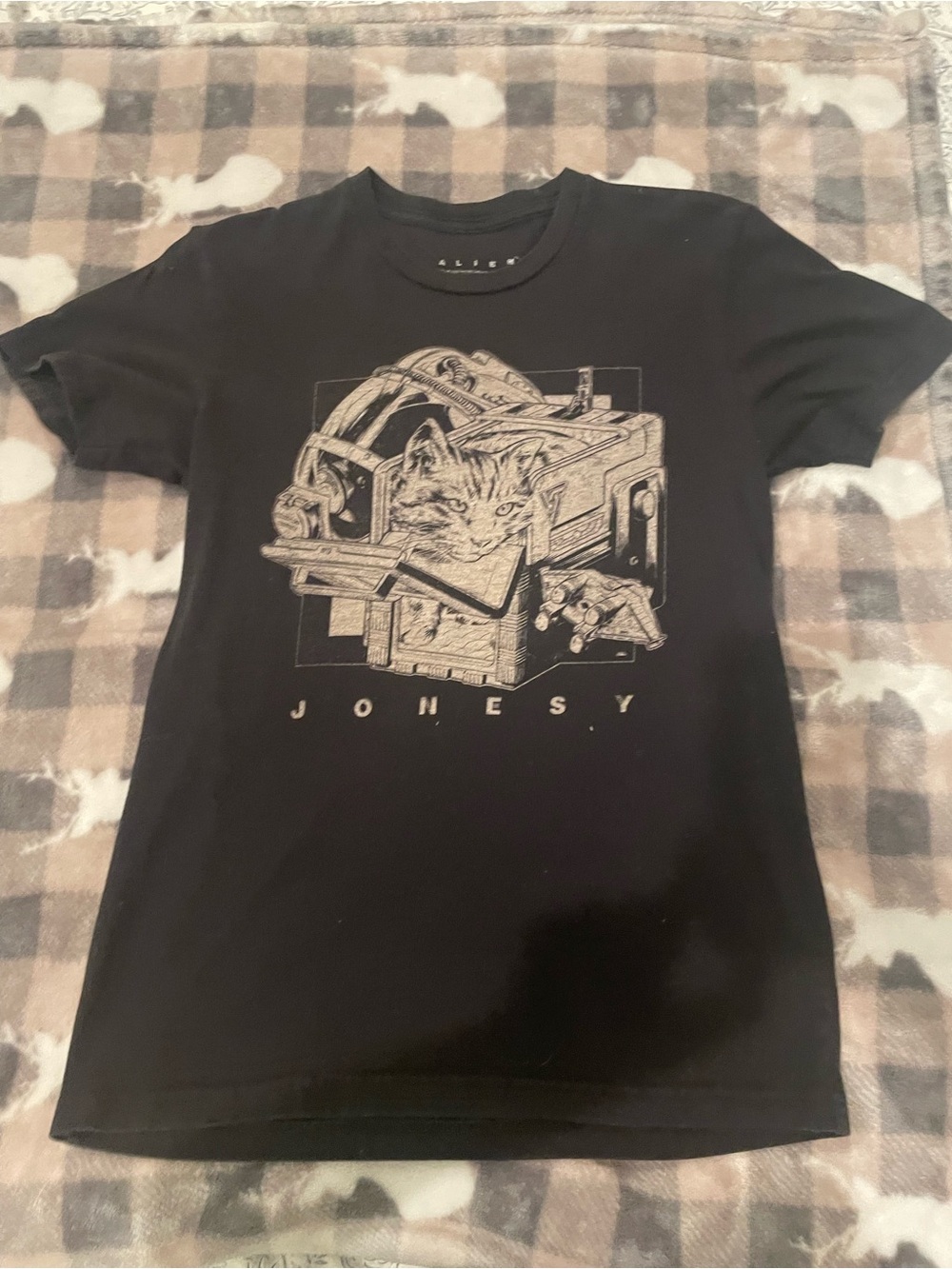 🐨3for$20🐨Hot Topic Black Tee with Cream Graphic - Jonesy Cat
